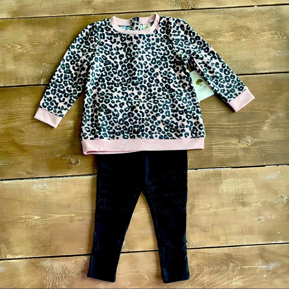 TUCKER AND TATE GIRLS LEOPARD PRINT SWEATER AND MOTO PANTS